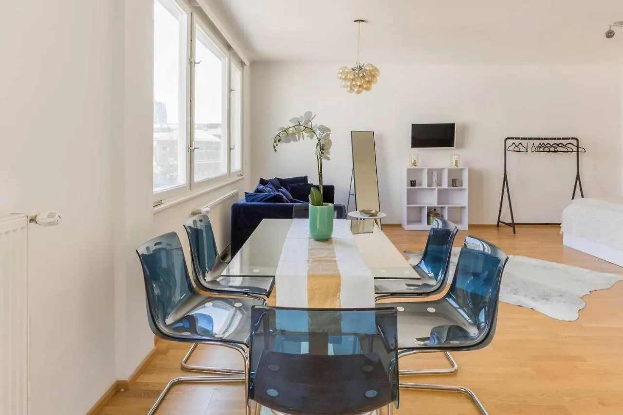 Apartment Studio Stubenbastei Vienna